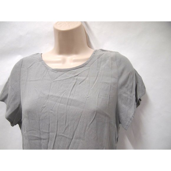 Flynn Skye Womens Dress M Mini Lace Up Back Skater Grey Made in USA Short Sleeve - Picture 2 of 5